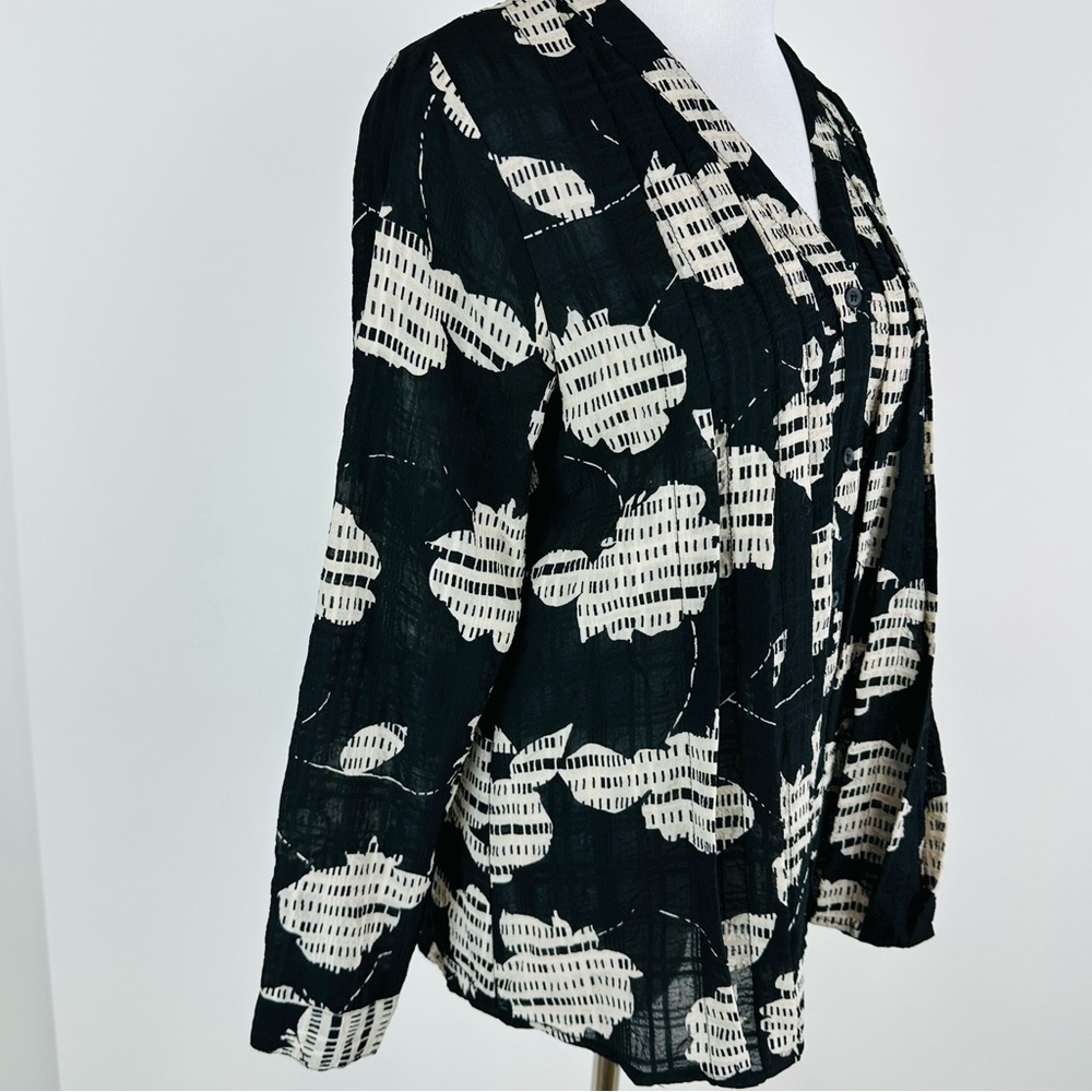 The Odells Everyday Pleat Top in Lagos Size XS - Picture 5 of 8